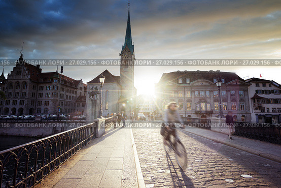city center of Zurich with famous Fraumunster Church, Switzerland (2017 год). Стоковое фото, фотограф Iakov Kalinin / Фотобанк Лори