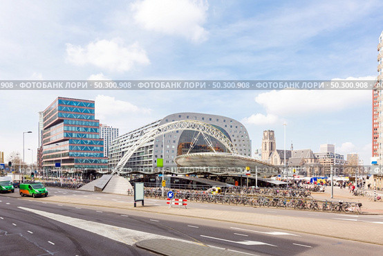 Cityscape and beautiful Landmark  in cool district Donwtown blaak station Rotterdam the Netherlands. Transportation  landmark Tourism concept. Стоковое фото, агентство Ingram Publishing / Фотобанк Лори