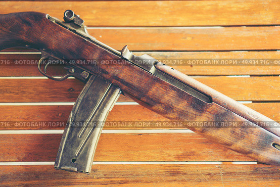 Classic shotgun from World War 2. Стоковое фото, агентство Ingram Publishing / Фотобанк Лори