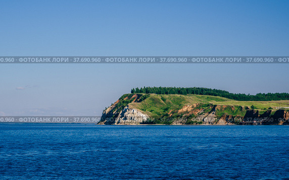 Cliffed Coast of the River. Стоковое фото, фотограф Всеволод Белоусов / Фотобанк Лори