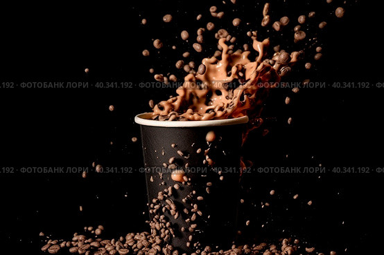 Cocoa with milk splashes out of a dark paper cup. Стоковое AI-изображение, AI-художник Ярославский Максим / Фотобанк Лори