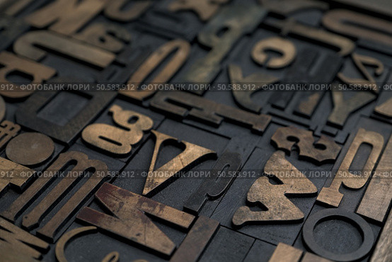 Collection of various wood type letters for printing. Стоковое фото, агентство Ingram Publishing / Фотобанк Лори