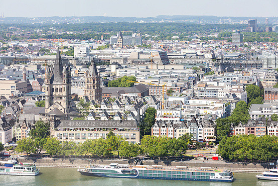 Cologne aerial view in Germany. Стоковое фото, агентство Ingram Publishing / Фотобанк Лори