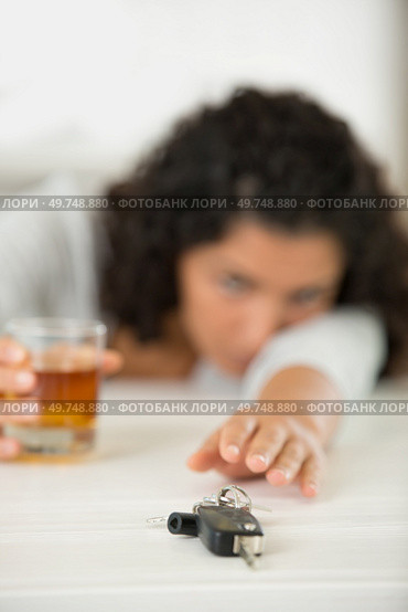 concept of danger of driving under the influence of alcohol. Стоковое фото, агентство Ingram Publishing / Фотобанк Лори