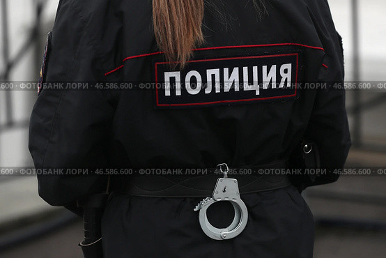 Cотрудник полиции во время несения службы. Стоковое фото, фотограф Егор Алеев / ТАСС / Фотобанк Лори