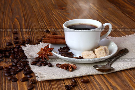 Cup of coffee with cane sugar and cinnamon. Стоковое фото, фотограф Феликс Хромых / Фотобанк Лори
