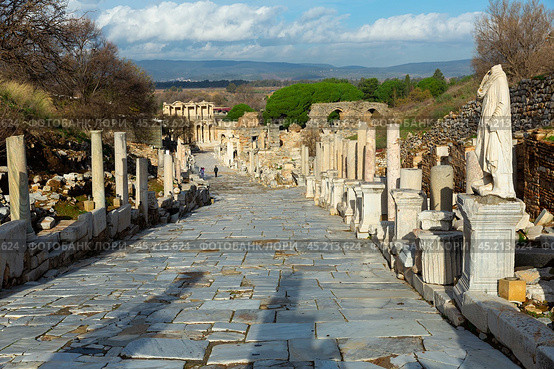 Curette (Curets) Street in Ephesus, Turkey. Стоковое фото, фотограф Яков Филимонов / Фотобанк Лори