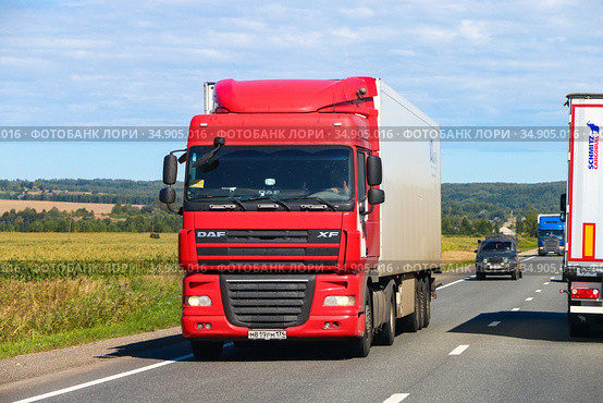 DAF XF (2020 год). Редакционное фото, фотограф Art Konovalov / Фотобанк Лори