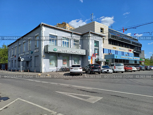 Деловой центр "Сапфир". Торговый центр "Богатырь". Супермаркет "Супер Лента"Краснобогатырская улица, 13. Район Богородское. Москва (2024 год). Редакционное фото, фотограф lana1501 / Фотобанк Лори