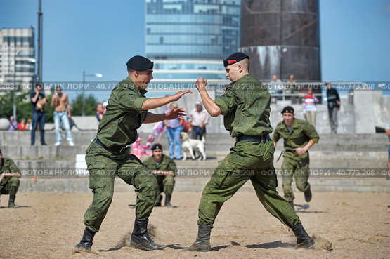 Demonstrative performance of the Marine Corps (2013 год). Редакционное фото, фотограф Анна Кривицкая / Фотобанк Лори