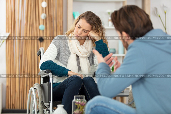 desperate disabled person on wheelchair. Стоковое фото, агентство Ingram Publishing / Фотобанк Лори