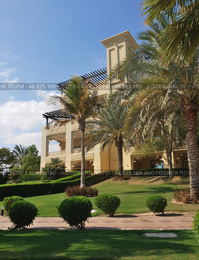 Doha, Qatar - Nov 19. 2019 Villas of Grand Hyatt is Hyatt Hotels Corporation - an American multinational hospitality company. Редакционное фото, фотограф Володина Ольга / Фотобанк Лори