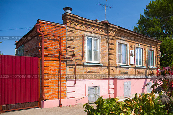 Дом Поддубного И.М. в горде Ейске. (2010 год). Стоковое фото, фотограф Алексей Петров / Фотобанк Лори