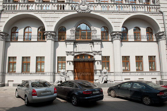 Дом со львами. Доходный дом Г. А. Гордон. Москва (2010 год). Редакционное фото, фотограф E. O. / Фотобанк Лори