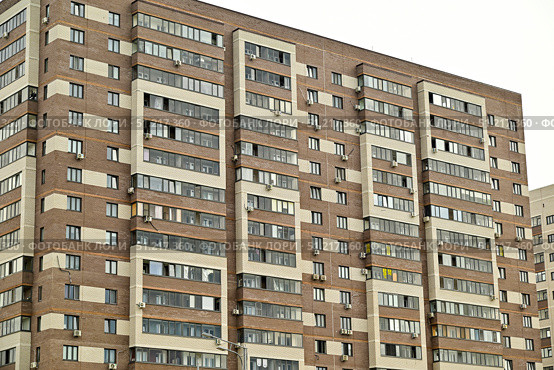 Дом жилого комплекса "Кристалл". Город Тюмень, улица Менделеева. Стоковое фото, фотограф Александр Тараканов / Фотобанк Лори