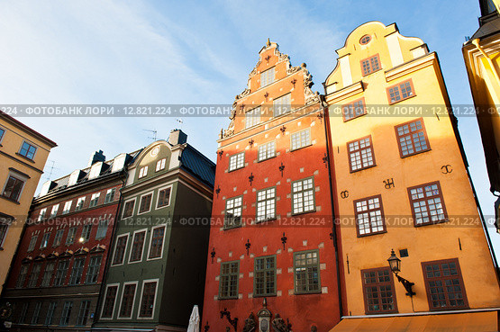 Дома на площади Stortorget. Старый город. Стокгольм. Швеция (2015 год). Стоковое фото, фотограф E. O. / Фотобанк Лори