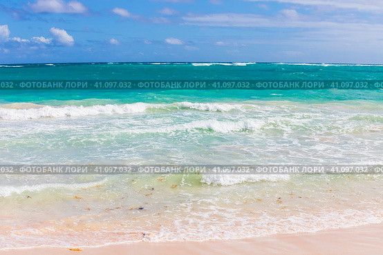 Dominican republic. Bavaro beach. Coastal Caribbean landscape (2022 год). Стоковое фото, фотограф EugeneSergeev / Фотобанк Лори
