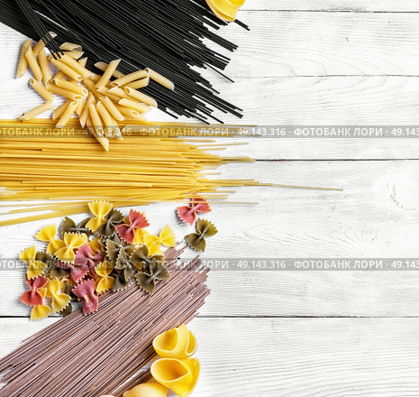 dry Italian pasta. Стоковое фото, агентство Ingram Publishing / Фотобанк Лори