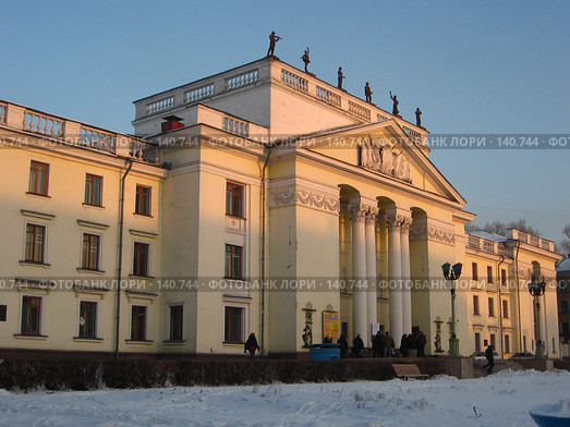 Дворец культуры "Алюминщик". Г. Новокузнецк (2007 год). Стоковое фото, фотограф Александр Литовченко / Фотобанк Лори