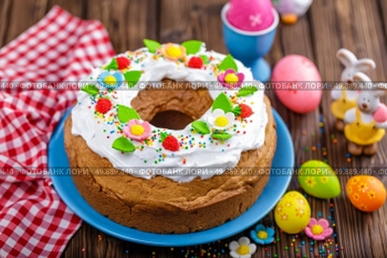 easter cake. Стоковое фото, агентство Ingram Publishing / Фотобанк Лори