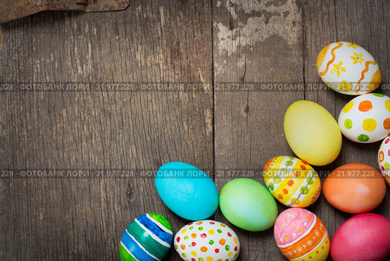 Easter eggs on wooden. Стоковое фото, фотограф Типляшина Евгения / Фотобанк Лори