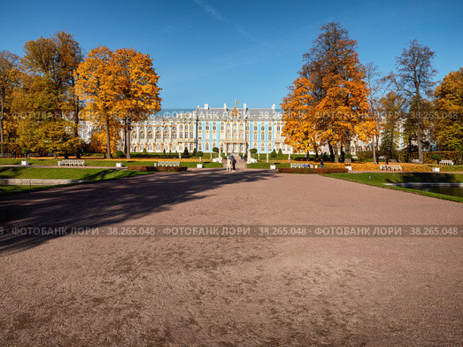 Екатерининский парк (Царское Село). Екатерининский дворец. Catherine Park (Tsarskoye Selo). Catherine Palace. (2021 год). Редакционное фото, фотограф Евгений Романов / Фотобанк Лори