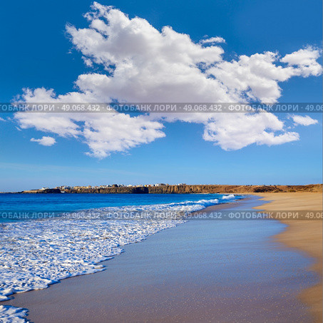 El Cotillo Castillo Beach in Fuerteventura at Canary Islands of Spain. Стоковое фото, агентство Ingram Publishing / Фотобанк Лори