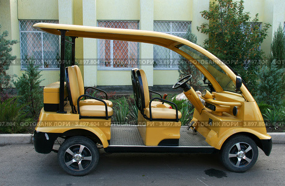 Электромобиль (Marshell Electric Vehicle, DN-4) (2012 год). Редакционное фото, фотограф Щеголева Ольга / Фотобанк Лори