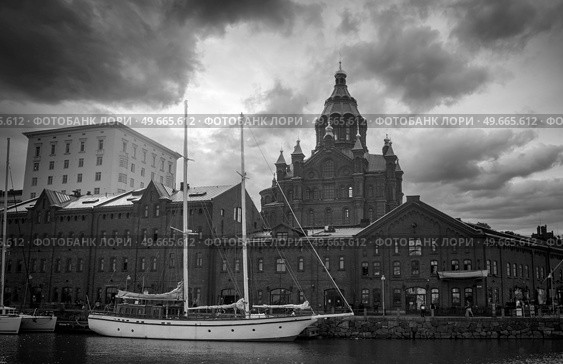 Embankment In Helsinki At Summer Evening, Finland. Uspenski Cathedral. black and white photography. Стоковое фото, агентство Ingram Publishing / Фотобанк Лори