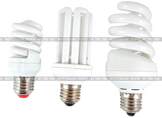 Энергосберегающие лампы E27 на белом фоне. Economy lamps isolated on white background. Стоковое фото, фотограф Татьяна Д / Фотобанк Лори