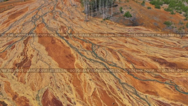Environmental pollution from the extraction of copper ore. View from above. Martian landscape. Стоковое видео, видеограф Евгений Ткачёв / Фотобанк Лори