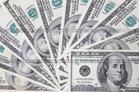 Fantail of hundred dollars. Стоковое фото, агентство Ingram Publishing / Фотобанк Лори