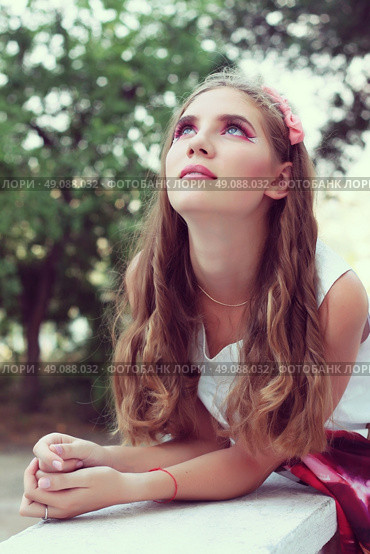 fantasy make-up close-up. Стоковое фото, агентство Ingram Publishing / Фотобанк Лори