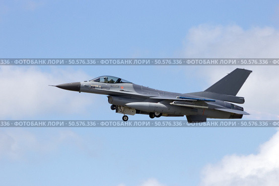 Fighter jet take off. Стоковое фото, агентство Ingram Publishing / Фотобанк Лори