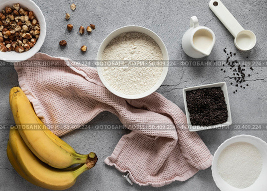 flat lay food ingredients with bananas 2. Стоковое фото, агентство Ingram Publishing / Фотобанк Лори