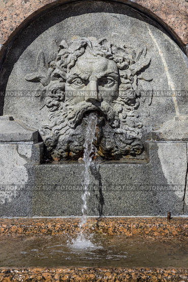 Фрагмент фонтана 1809 года. Санкт-Петербург (2013 год). Стоковое фото, фотограф Gagara / Фотобанк Лори