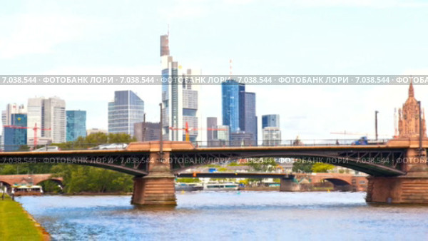 Франкфурт-на-Майне, городской пейзаж. Стоковое видео, видеограф Parmenov Pavel / Фотобанк Лори