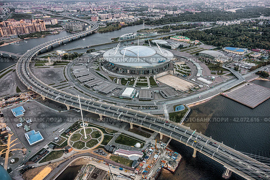 Газпромарена в Санкт-Петербурге - строительство продолжается (2023 год). Редакционное фото, фотограф Юрий Шурчков / Фотобанк Лори