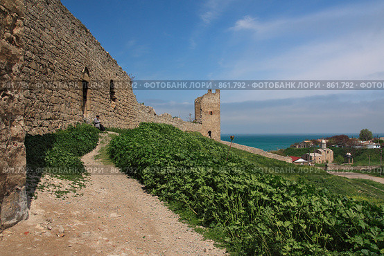 Генуэзская крепость Каффа, Башня Криско (XIV в.). Феодосия. Крым (2009 год). Стоковое фото, фотограф Роман Рожков / Фотобанк Лори