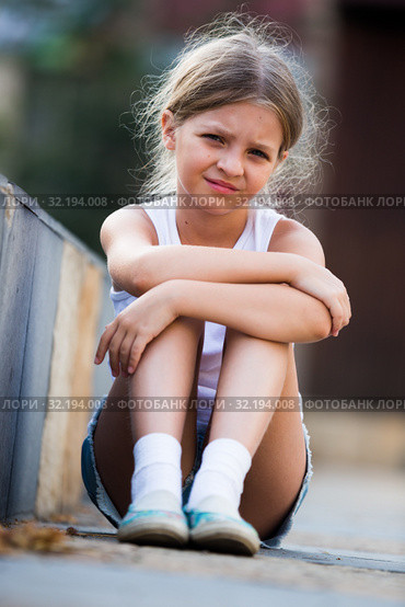 girl sad portrait. Стоковое фото, фотограф Яков Филимонов / Фотобанк Лори