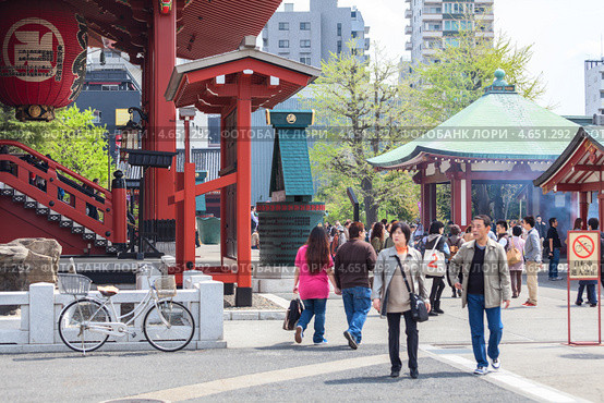 Главный храм Каннондо. Sensoji, Токио, Япония (2013 год). Редакционное фото, фотограф Кекяляйнен Андрей / Фотобанк Лори