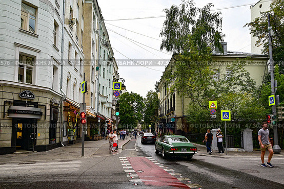Город Москва, улица Малая Бронная (бывший доходный дом Смирновского) (2024 год). Редакционное фото, фотограф Александр Тараканов / Фотобанк Лори
