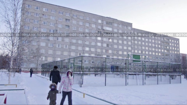 Город Сургут зимой. Панельное общежитие. Surgut. City in the winter. Prefabricated house, hostel. (2017 год). Стоковое видео, видеограф Евгений Романов / Фотобанк Лори