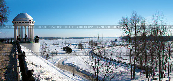 Город Ярославль, набережная. Панорама (2012 год). Стоковое фото, фотограф ElenArt / Фотобанк Лори