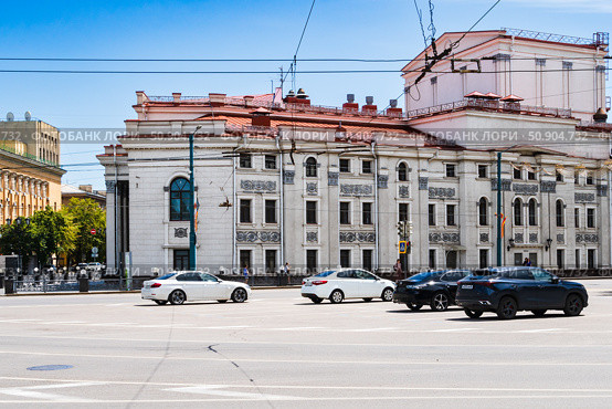 Городской пейзаж. Театр драмы им. Кольцова. Воронеж. Редакционное фото, фотограф Владимир Шибаев / Фотобанк Лори