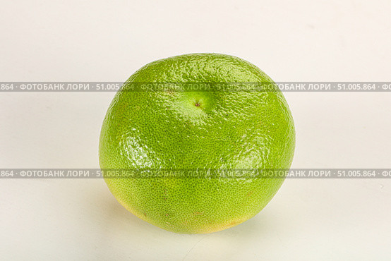 Green ripe fruit sweetie citrus. Стоковое фото, фотограф Андрей Старостин / Фотобанк Лори