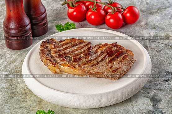 Grilled beef black angus steak. Стоковое фото, фотограф Андрей Старостин / Фотобанк Лори