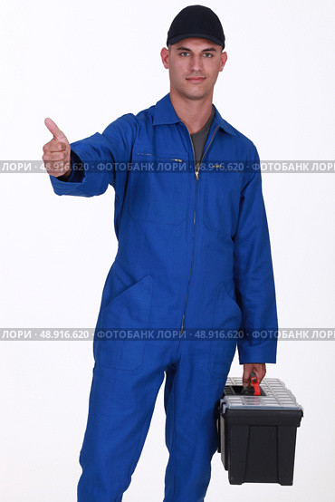 Handyman giving the thumb’s up. Стоковое фото, агентство Ingram Publishing / Фотобанк Лори