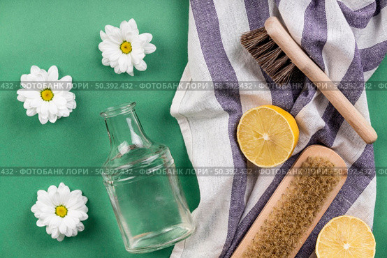 homemade eco cleaning products cloth. Стоковое фото, агентство Ingram Publishing / Фотобанк Лори