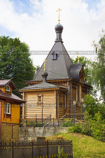 Храм-часовня Александра Невского в Балахне. Нижегородская область (2014 год). Стоковое фото, фотограф Александр Романов / Фотобанк Лори